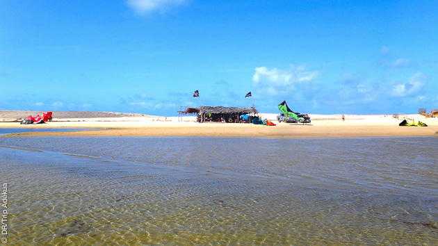 le club sur la lagune de Lagoinha