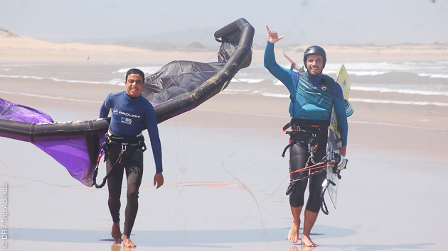 Découvrez le spot d'Essaouira au Maroc pour des sessions kite avec moniteurs