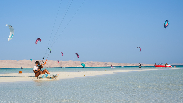 Progressez en kitesurf dans les meilleures conditions à El Gouna en Egypte