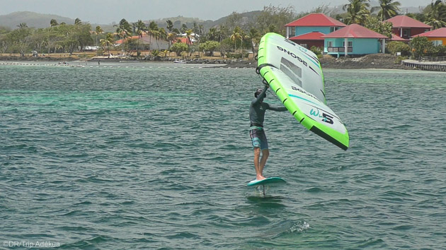 Vos vacances sur un catamaran dans les Caraïbes pour découvrir le wingfoil