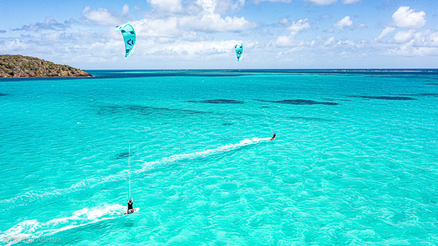 Vacances kitesurf inoubliables sur les spots des Grenadines