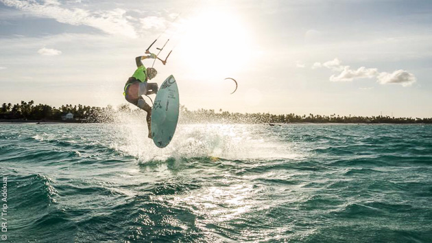 Coaching kitesurf à Zanzibar, avec logement en bungalow