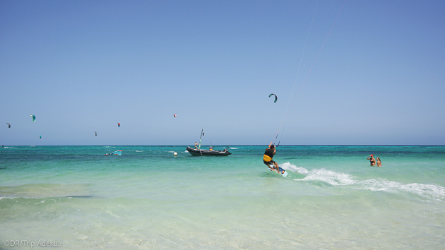 Séjour kite en surfcamp convivial aux Canaries, en chambre partagée
