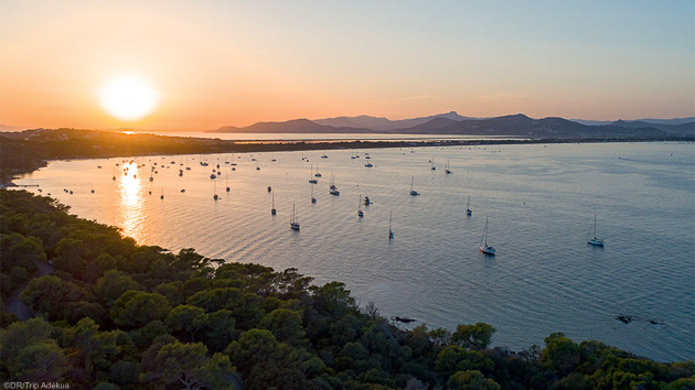 Naviguez en kitesurf sur les meilleurs spots de la Presqu'île de Giens