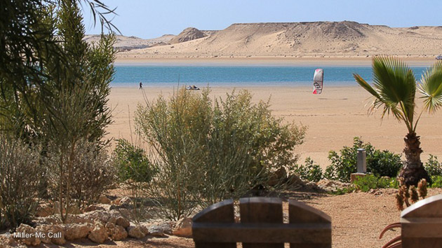 vue sur la lagune à marée basse et le spot de kite face à votre bungalow
