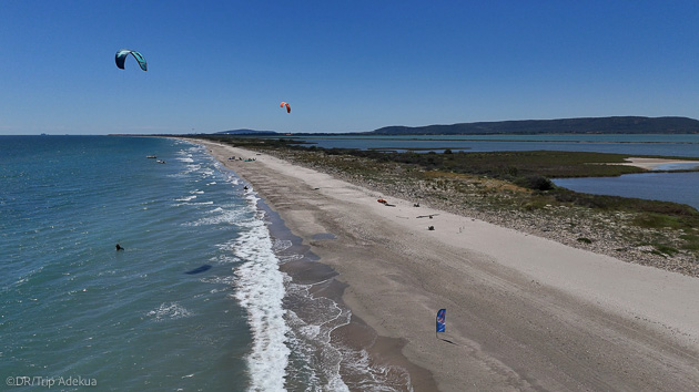 Découvrez l'Hérault pendant votre séjour kitesurf avec école privatisée