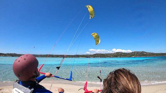Cours de kitesurf et matériel pour débuter en Corse