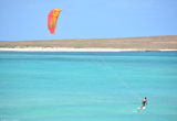Votre stage privé de kitefoil au Cap Vert - voyages adékua