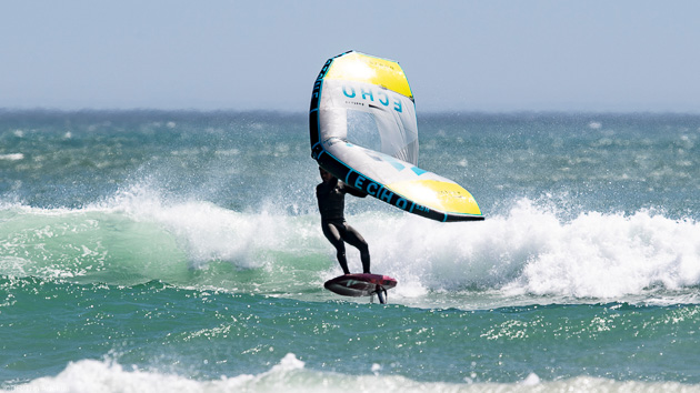 Un hôtel de rêve face aux spots de wingfoil et wingsurf en mer Egée
