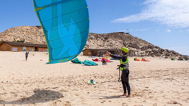 Cours de kite et location de matériel pour votre formule vacances de rêve