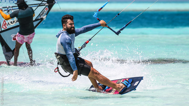Lagon eau chaude et vent pour un séjour kite de rêve