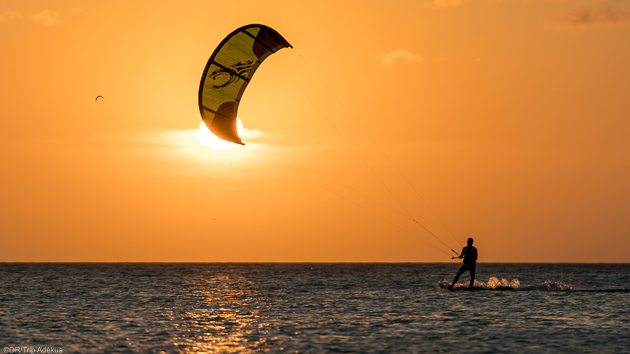 Des sessions kitesurf de rêve sur les lagons turquoise de Polynésie